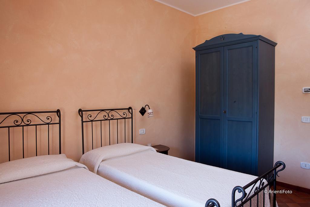 Albergo Del Lago 까팔비오 객실 사진