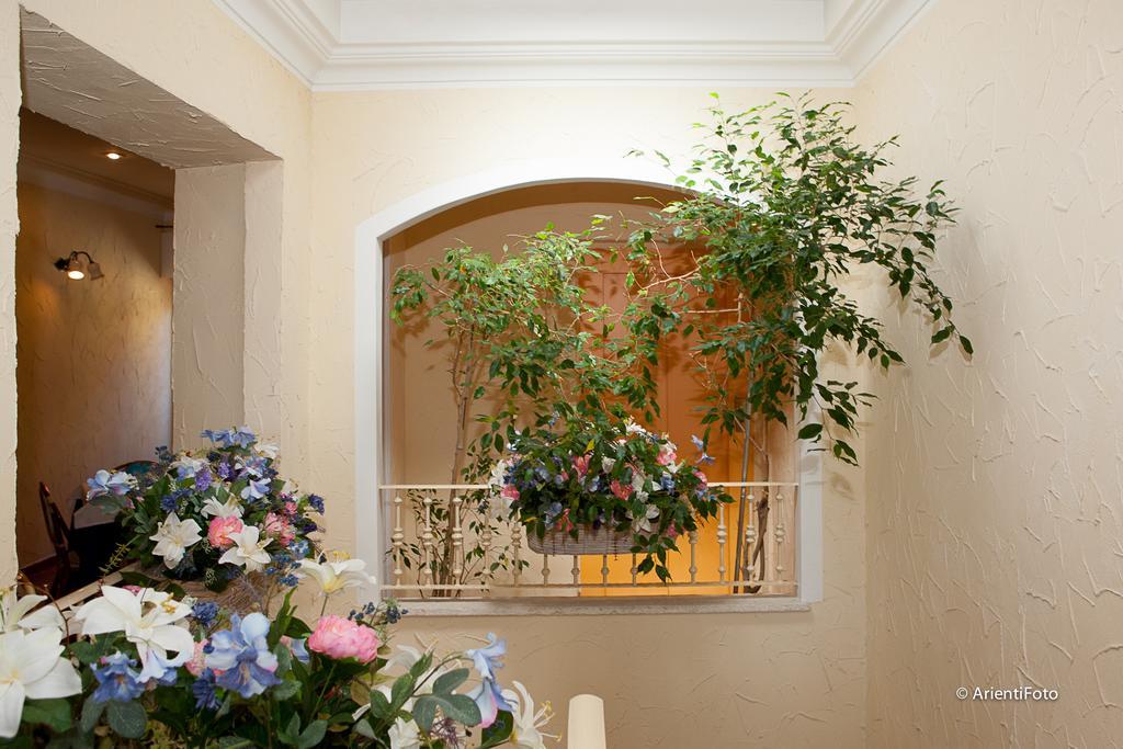 Albergo Del Lago 까팔비오 외부 사진