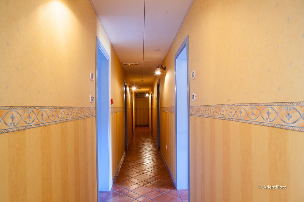Albergo Del Lago 까팔비오 객실 사진